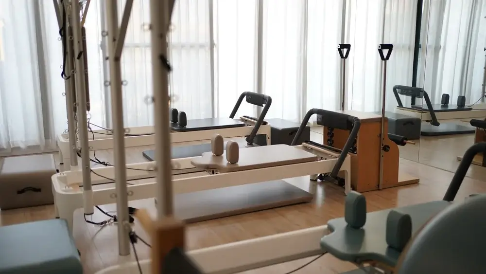 Clinical Pilates reformer session
